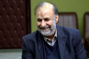 جلسه رئیس دانشگاه با حاج آقا بیانی